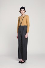 大空にはばたく勇敢でエレガントな女性をイメージ　Colenimo(コレニモ)、2011-2012年秋冬コレクション｜写真20