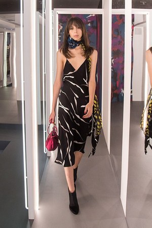 ダイアン フォン ファステンバーグ(DIANE von FURSTENBERG) 2016-17年秋冬 ウィメンズコレクション  - 写真9