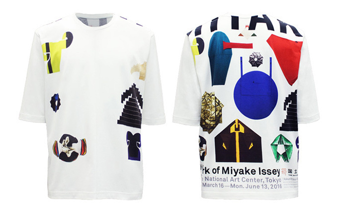 「MIYAKE ISSEY展: 三宅一生の仕事」の展示物をモチーフにしたTシャツが限定発売 | 写真