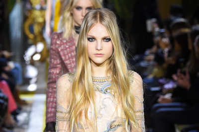 ロベルト カヴァリ 2016年秋冬ウィメンズコレクション - グラムロックを奏でる煌びやかな世界