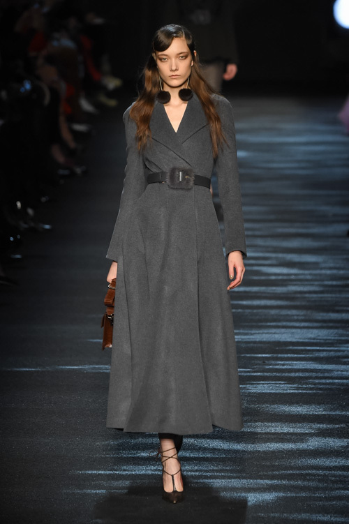 ブルマリン(Blumarine) 2016-17年秋冬 ウィメンズコレクション  - 写真18