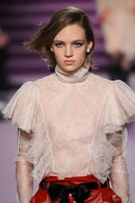 フィロソフィ ディ ロレンツォ セラフィニ 2016-17年秋冬 - 美しいシルエットは女の品格｜写真2