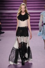 フィロソフィ ディ ロレンツォ セラフィニ 2016-17年秋冬 - 美しいシルエットは女の品格｜写真14