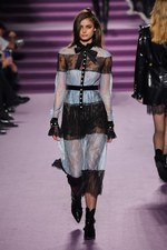 フィロソフィ ディ ロレンツォ セラフィニ 2016-17年秋冬 - 美しいシルエットは女の品格｜写真16