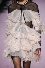 フィロソフィ ディ ロレンツォ セラフィニ 2016-17年秋冬 - 美しいシルエットは女の品格｜写真22