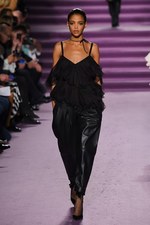 フィロソフィ ディ ロレンツォ セラフィニ 2016-17年秋冬 - 美しいシルエットは女の品格｜写真24