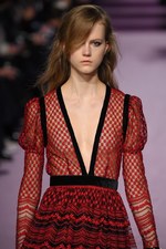 フィロソフィ ディ ロレンツォ セラフィニ 2016-17年秋冬 - 美しいシルエットは女の品格｜写真33