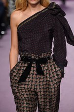 フィロソフィ ディ ロレンツォ セラフィニ 2016-17年秋冬 - 美しいシルエットは女の品格｜写真54