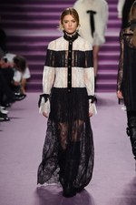 フィロソフィ ディ ロレンツォ セラフィニ 2016-17年秋冬 - 美しいシルエットは女の品格｜写真64