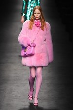 グッチ 2016-17年秋冬コレクション - 豊かな感性で築き上げる折衷主義｜写真2