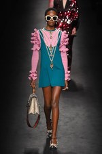 グッチ 2016-17年秋冬コレクション - 豊かな感性で築き上げる折衷主義｜写真126