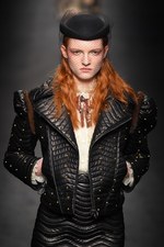 グッチ 2016-17年秋冬コレクション - 豊かな感性で築き上げる折衷主義｜写真31