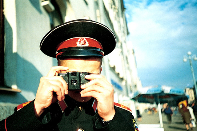 精子と卵子をモチーフにした世界限定2000台のカメラ「LOMO LC-A＋」発売 - 車をプレゼントするコンペも開催｜写真4
