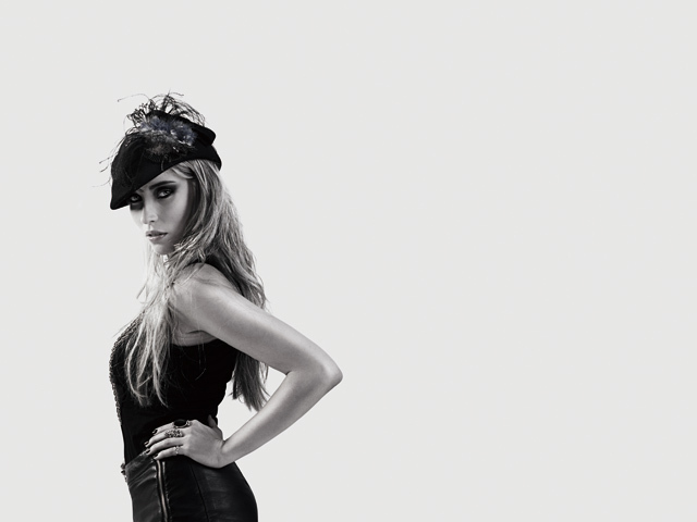 伝説的なロックアイコンに捧げる ミサハラダ(misaharada) 2011-12年秋冬コレクション｜写真2