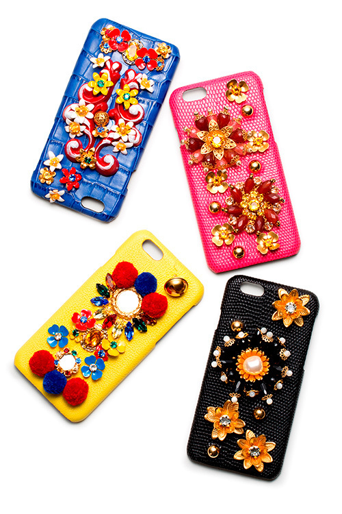 ドルチェ＆ガッバーナのヘッドフォン＆iPhoneケース - 花々の輝かしいビジュー装飾｜写真1