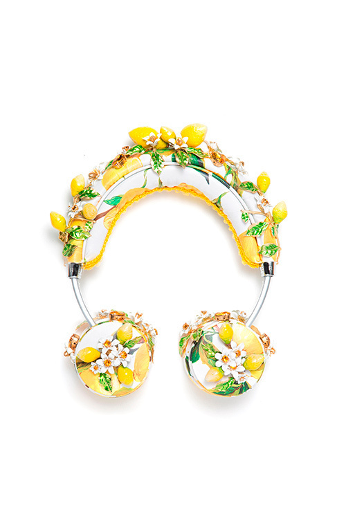ドルチェ＆ガッバーナのヘッドフォン＆iPhoneケース - 花々の輝かしいビジュー装飾｜写真13