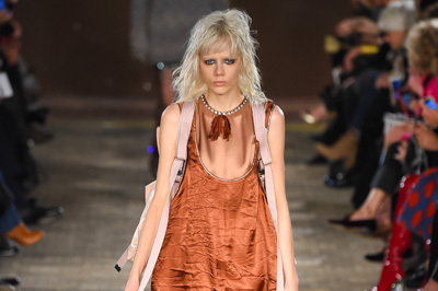 ヌメロ ヴェントゥーノ(N21) 2016-17年秋冬  ウィメンズ