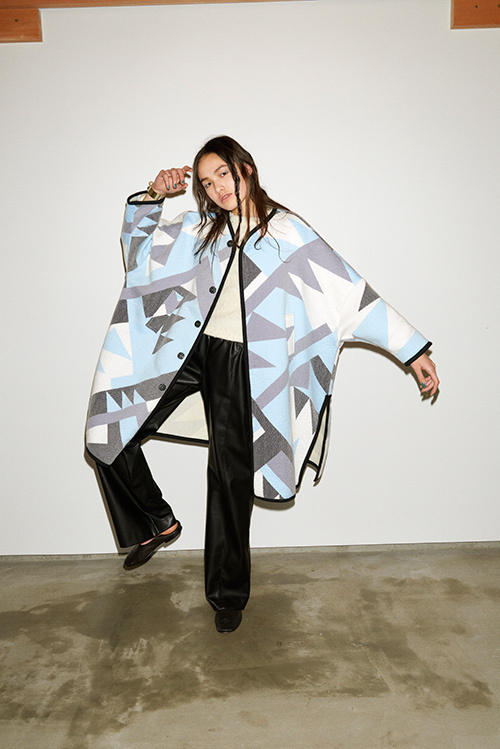 ニアー ニッポン 2016-17年秋冬 ｜ ポンチョ