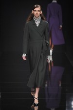 アンテプリマ 2016-17年秋冬コレクション - 美しい薔薇は強さを秘めている｜写真19