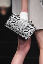 アンテプリマ 2016-17年秋冬コレクション - 美しい薔薇は強さを秘めている｜写真45