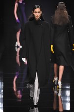 アンテプリマ 2016-17年秋冬コレクション - 美しい薔薇は強さを秘めている｜写真48