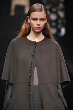 アンテプリマ 2016-17年秋冬コレクション - 美しい薔薇は強さを秘めている｜写真54