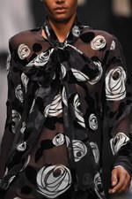 アンテプリマ 2016-17年秋冬コレクション - 美しい薔薇は強さを秘めている｜写真57