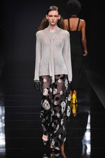 アンテプリマ 2016-17年秋冬コレクション - 美しい薔薇は強さを秘めている｜写真60