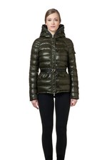 デュベティカ(DUVETICA) 女性らしさ｜写真6