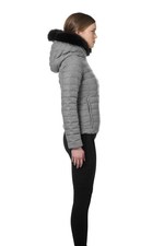 デュベティカ(DUVETICA) 女性らしさ｜写真27