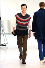 イッセイ ミヤケ メン(ISSEY MIYAKE MEN)2012春夏コレクション｜写真20