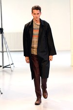 イッセイ ミヤケ メン(ISSEY MIYAKE MEN)2012春夏コレクション｜写真21