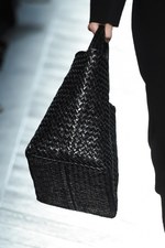 ボッテガ・ヴェネタ 2016-17年秋冬ウィメンズコレクション - 秘めることで生まれる美｜写真8