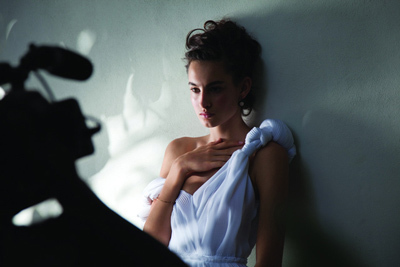 ボッテガ ヴェネタが初のウィメンズ向けフレグランスを発表  