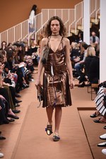 トッズ 2016年秋冬コレクション - 編み込みとレザーで実現する、ナチュラルかつ洗練されたスタイル｜写真29