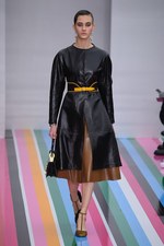 サルヴァトーレ フェラガモ 2016年秋冬ウィメンズコレクション - 色彩を弾ませポップに遊んで｜写真45