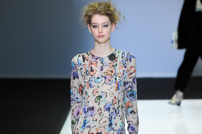 ジョルジオ アルマーニ 2016年秋冬ウィメンズコレクション - ブラック ベルベットに魅せられて