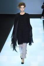 ジョルジオ アルマーニ 2016年秋冬ウィメンズコレクション - ブラック ベルベットに魅せられて｜写真4