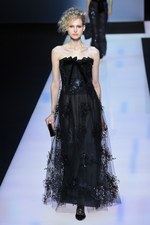 ジョルジオ アルマーニ 2016年秋冬ウィメンズコレクション - ブラック ベルベットに魅せられて｜写真103