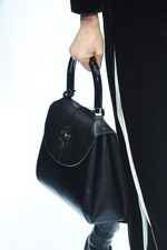 ジョルジオ アルマーニ 2016年秋冬ウィメンズコレクション - ブラック ベルベットに魅せられて｜写真13