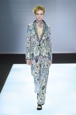 ジョルジオ アルマーニ 2016年秋冬ウィメンズコレクション - ブラック ベルベットに魅せられて｜写真33