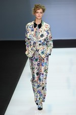 ジョルジオ アルマーニ 2016年秋冬ウィメンズコレクション - ブラック ベルベットに魅せられて｜写真62