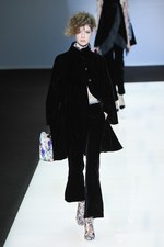 ジョルジオ アルマーニ 2016年秋冬ウィメンズコレクション - ブラック ベルベットに魅せられて｜写真66