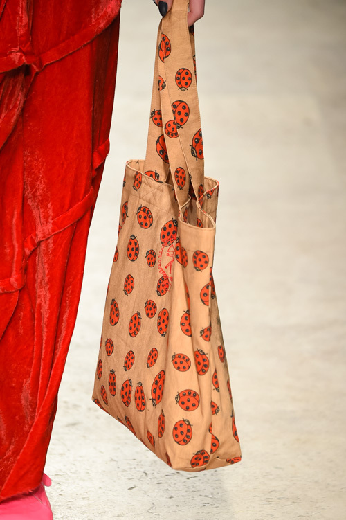 アンドレアス・クロンターラー フォー ヴィヴィアン・ウエストウッド(Andreas Kronthaler for Vivienne Westwood) 2016-17年秋冬 ウィメンズ&メンズコレクション  - 写真7