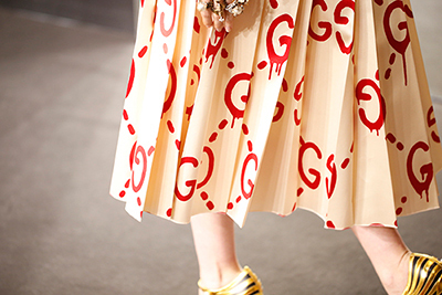 グッチがトラブル・アンドリューとコラボ - 16年ウィメンズ秋冬ランウェイショーで発表