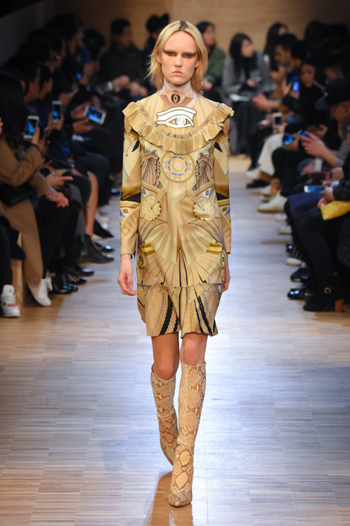 ジバンシィ バイ リカルド ティッシ  2016-17年秋冬 <span>コレクション</span> - 写真8