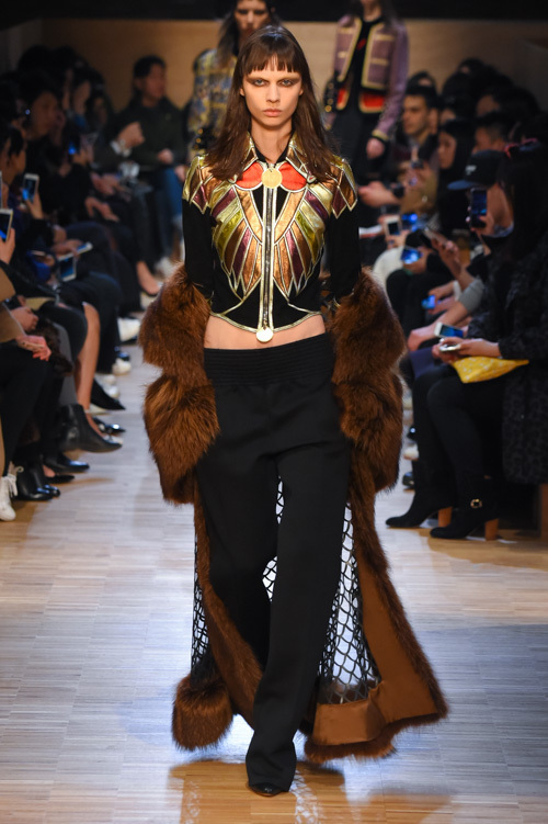 ジバンシィ バイ リカルド ティッシ  2016-17年秋冬 <span>コレクション</span> - 写真42