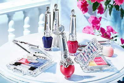 ジルスチュアート　ビューティ2016年夏コスメ - トリコロールカラーのネイル、アイシャドウ