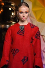 ツモリチサト 2016-17年秋冬ウィメンズコレクション - 多面的に輝くダイヤモンドの世界｜写真12