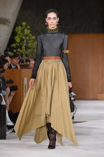 ロエベ 2016年秋冬ウィメンズコレクション - 有機的な世界から顔をだす、プレイフルな動物たち｜写真6